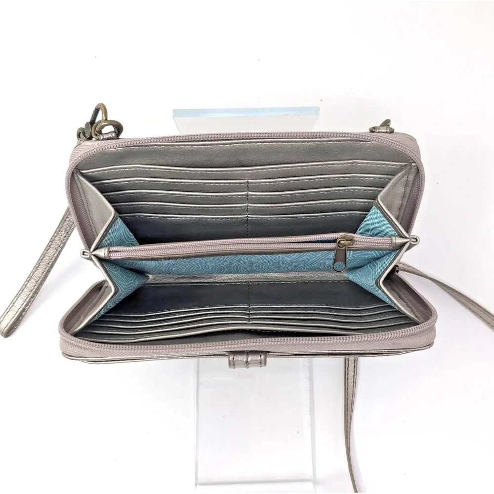 The Sak Iris Metallic Leather Crossbody Wallet Purse Wristlet Phone Holder